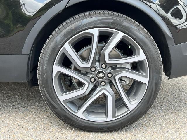 new 2025 Land Rover Discovery car, priced at $67,293
