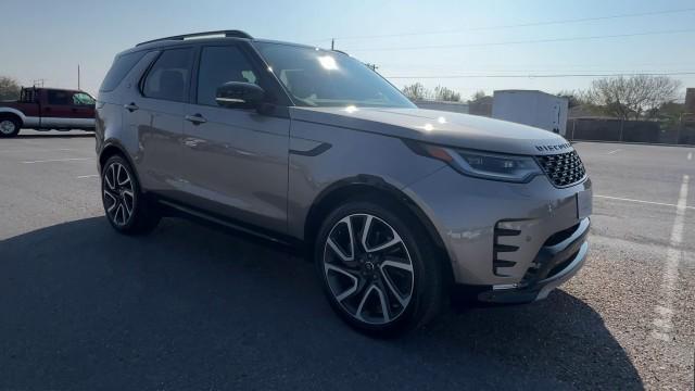 new 2025 Land Rover Discovery car, priced at $71,593