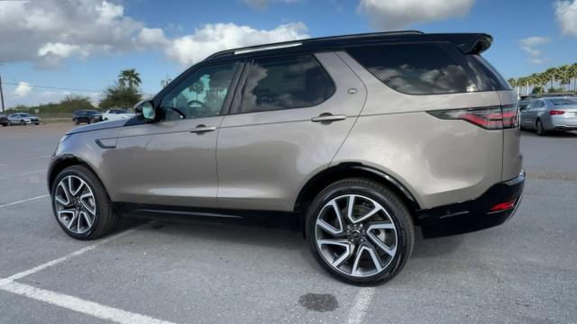 new 2025 Land Rover Discovery car, priced at $72,293