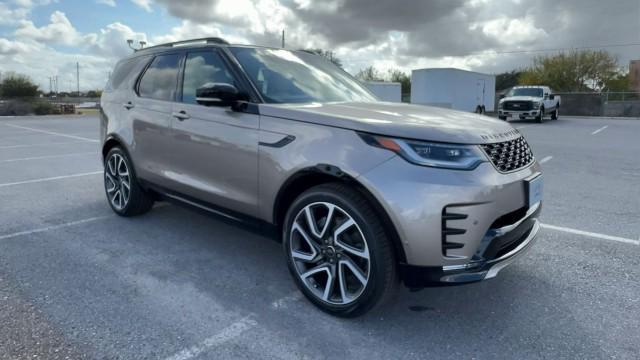 new 2025 Land Rover Discovery car, priced at $72,293