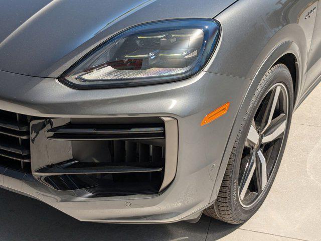 new 2025 Porsche Cayenne car, priced at $177,995