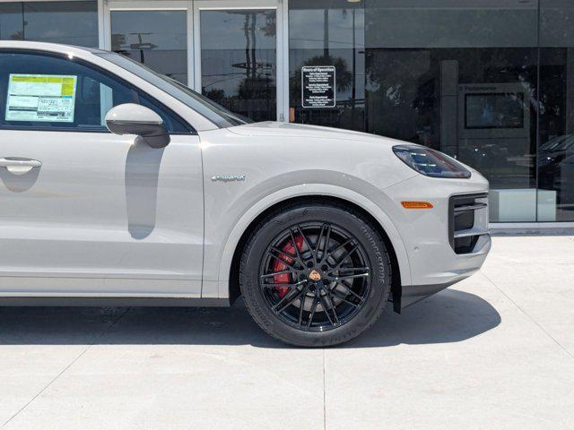 new 2025 Porsche Cayenne car, priced at $141,655