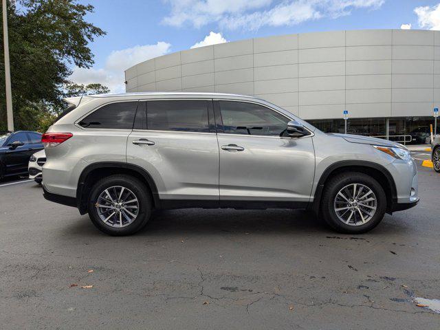 used 2019 Toyota Highlander car, priced at $24,954