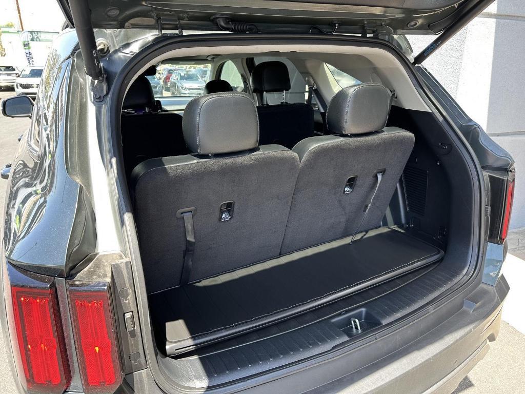 used 2022 Kia Sorento car, priced at $31,320