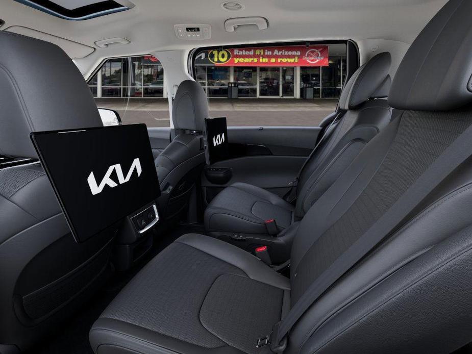 new 2025 Kia Carnival car, priced at $57,455