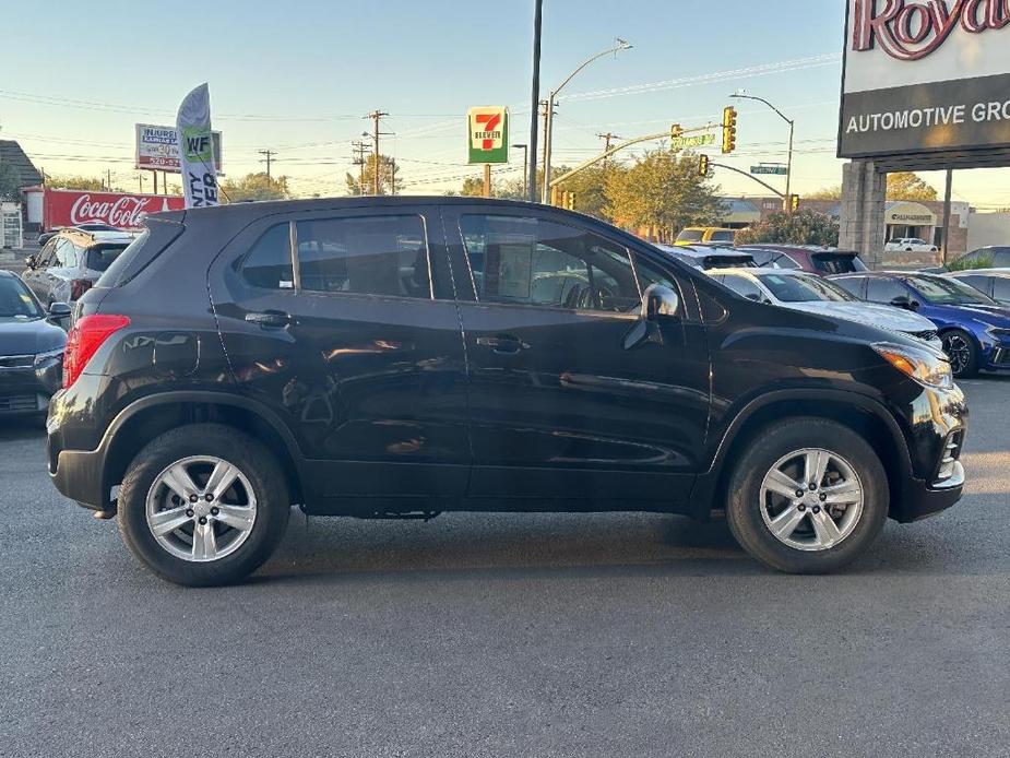 used 2022 Chevrolet Trax car, priced at $15,990