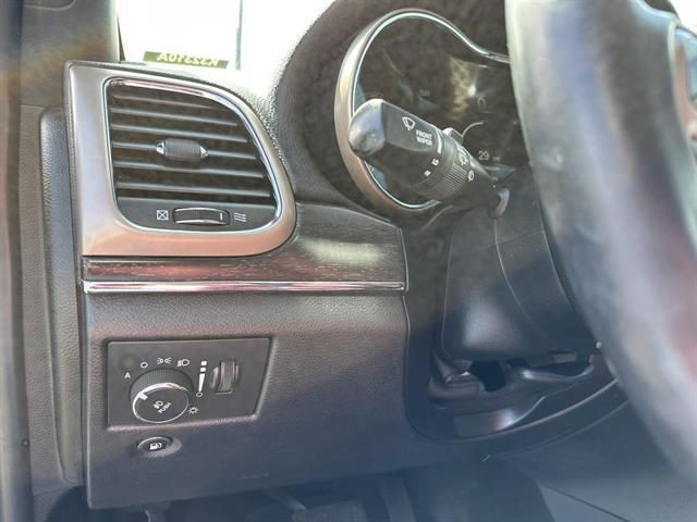 used 2017 Jeep Grand Cherokee car, priced at $15,390