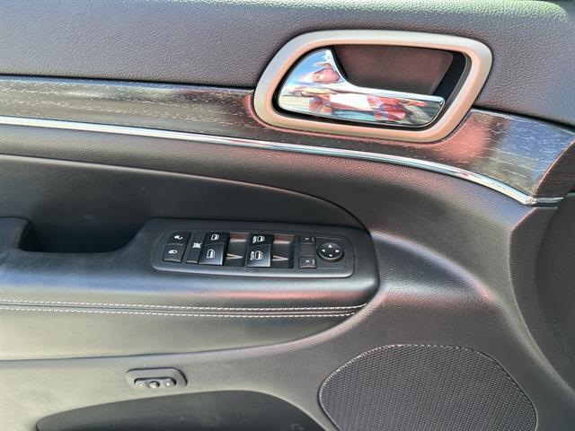 used 2017 Jeep Grand Cherokee car, priced at $15,390