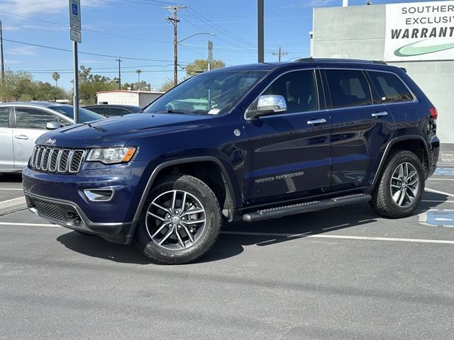 used 2017 Jeep Grand Cherokee car, priced at $15,390