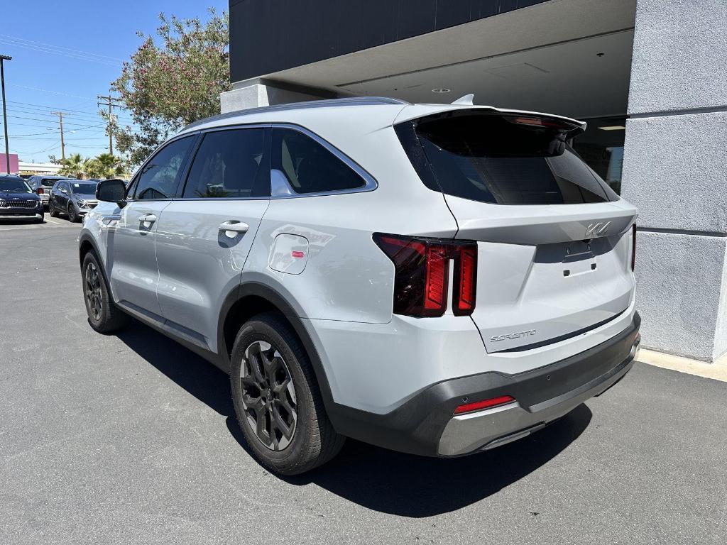 used 2025 Kia Sorento car, priced at $36,590