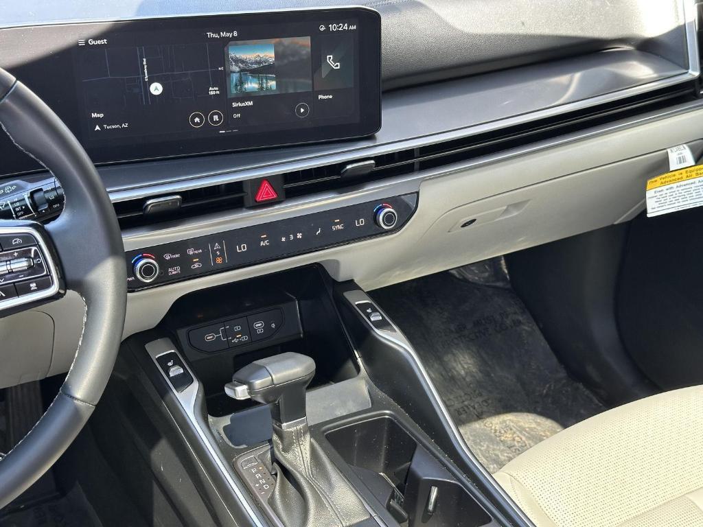 used 2025 Kia Sorento car, priced at $36,590