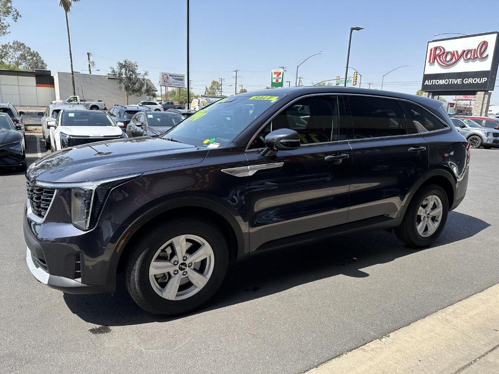 used 2025 Kia Sorento car, priced at $27,990