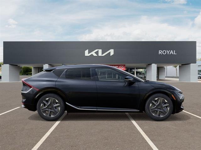 new 2025 Kia EV6 car, priced at $39,040