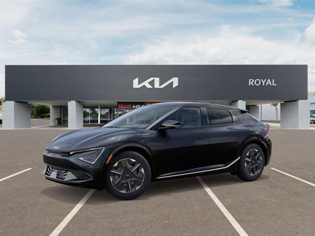 new 2025 Kia EV6 car, priced at $39,040