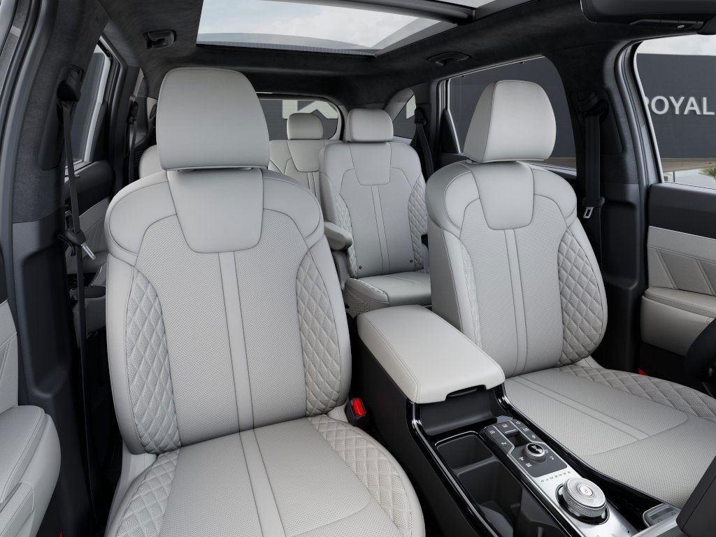 new 2025 Kia Sorento Hybrid car, priced at $43,604