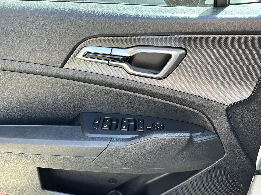 used 2025 Kia Sportage car, priced at $26,990