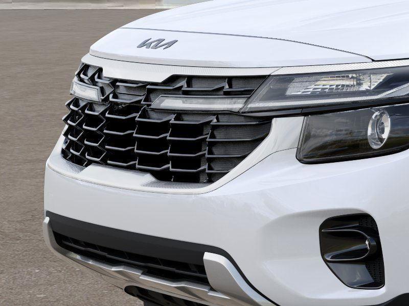 used 2025 Kia Seltos car, priced at $25,490