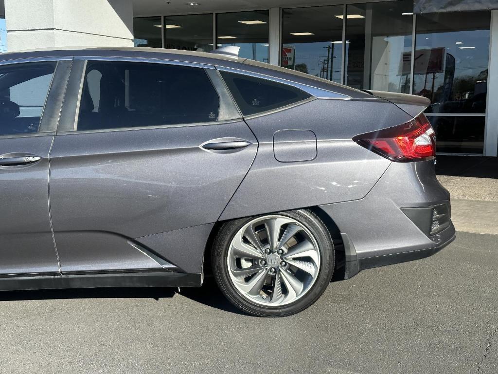 used 2018 Honda Clarity Plug-In Hybrid car, priced at $19,990