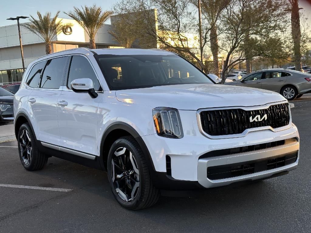 used 2024 Kia Telluride car, priced at $39,705