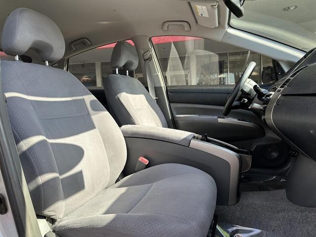 used 2007 Toyota Prius car, priced at $8,990