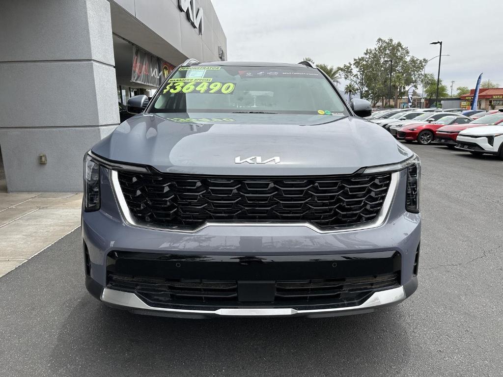 used 2025 Kia Sorento car, priced at $36,490