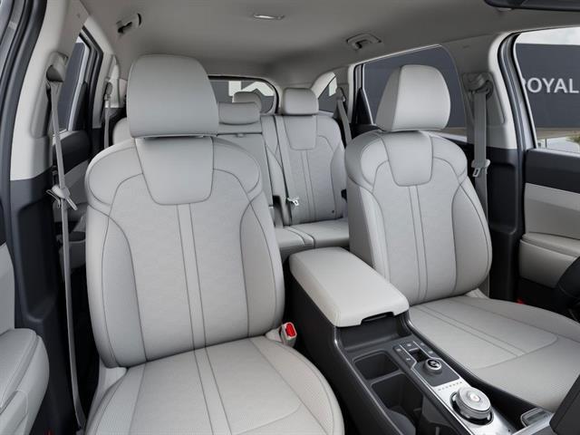 new 2026 Kia Sorento Hybrid car, priced at $41,275