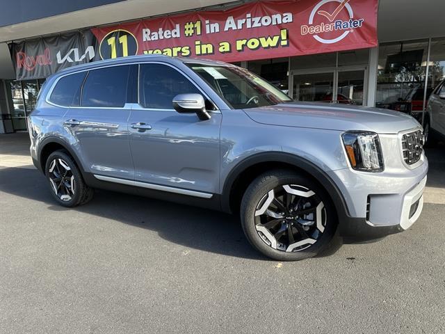 used 2025 Kia Telluride car, priced at $38,490