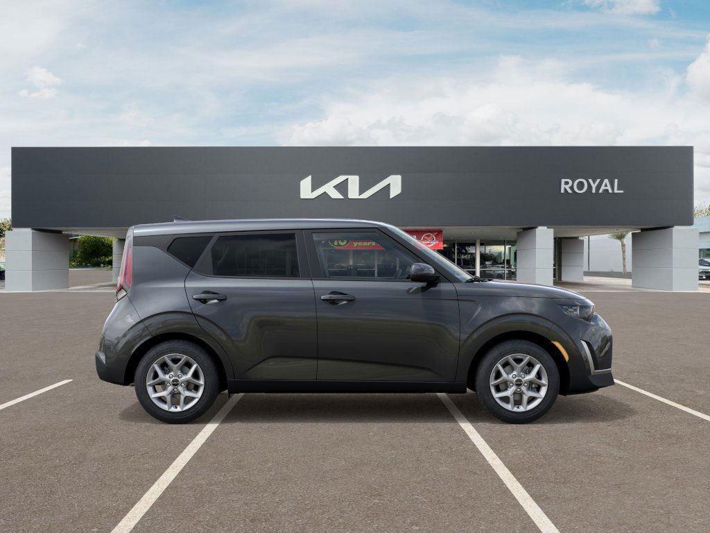 new 2025 Kia Soul car, priced at $23,577