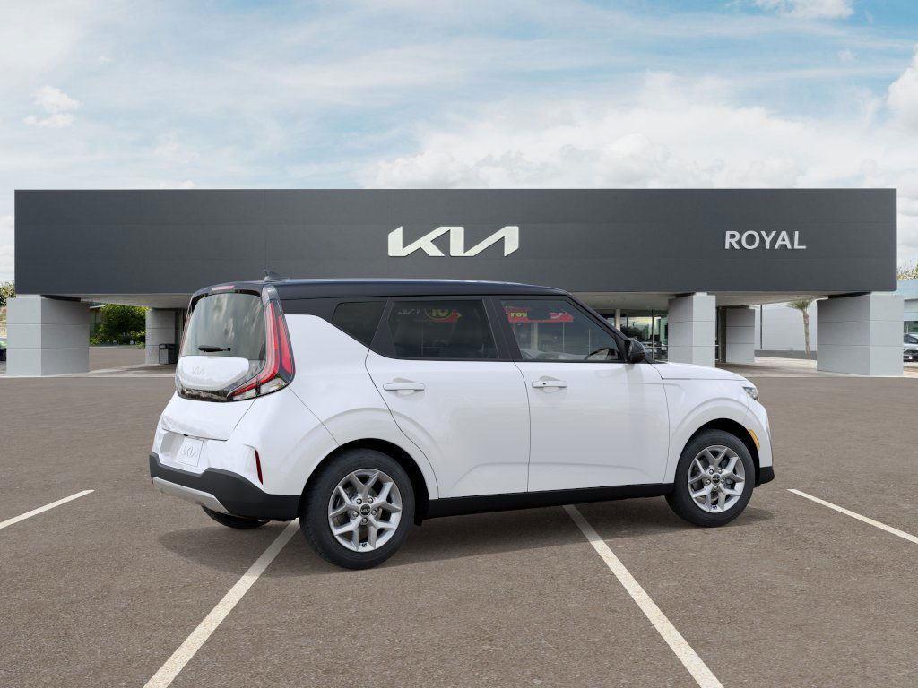 new 2025 Kia Soul car, priced at $23,984
