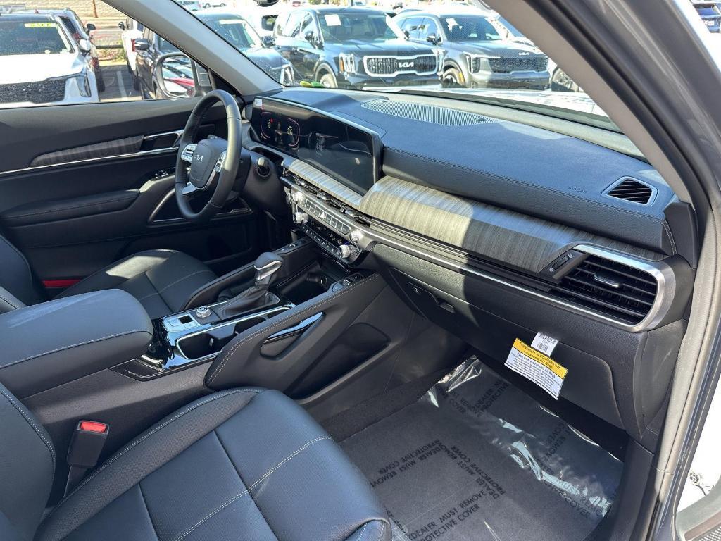 new 2025 Kia Telluride car, priced at $43,194