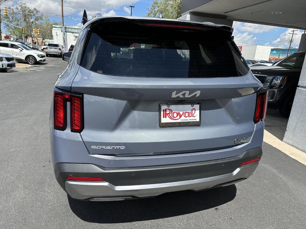 used 2025 Kia Sorento car, priced at $35,990