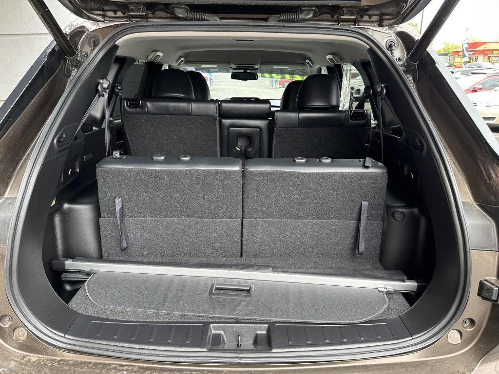 used 2024 Mitsubishi Outlander car, priced at $26,990