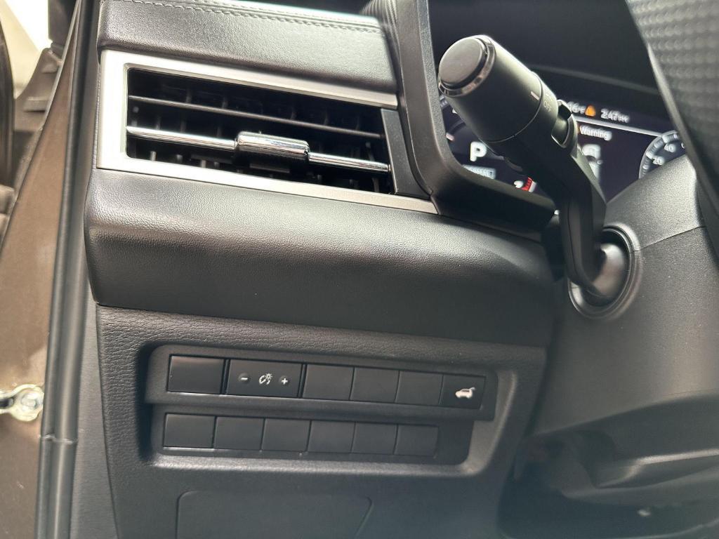 used 2024 Mitsubishi Outlander car, priced at $26,990