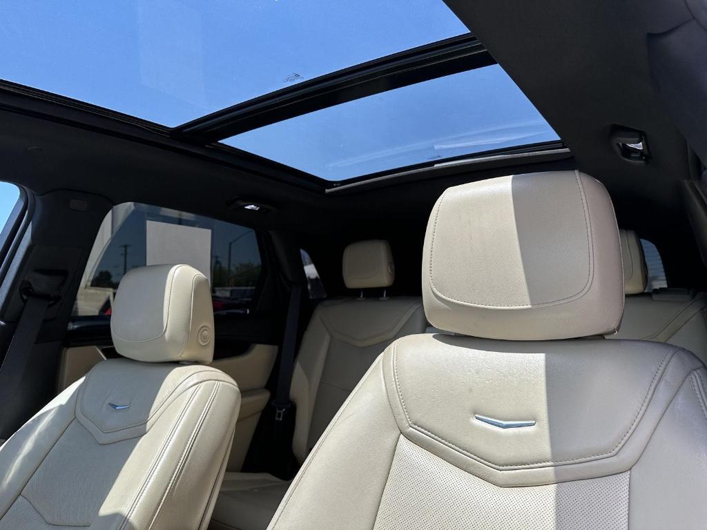 used 2018 Cadillac XT5 car, priced at $17,990