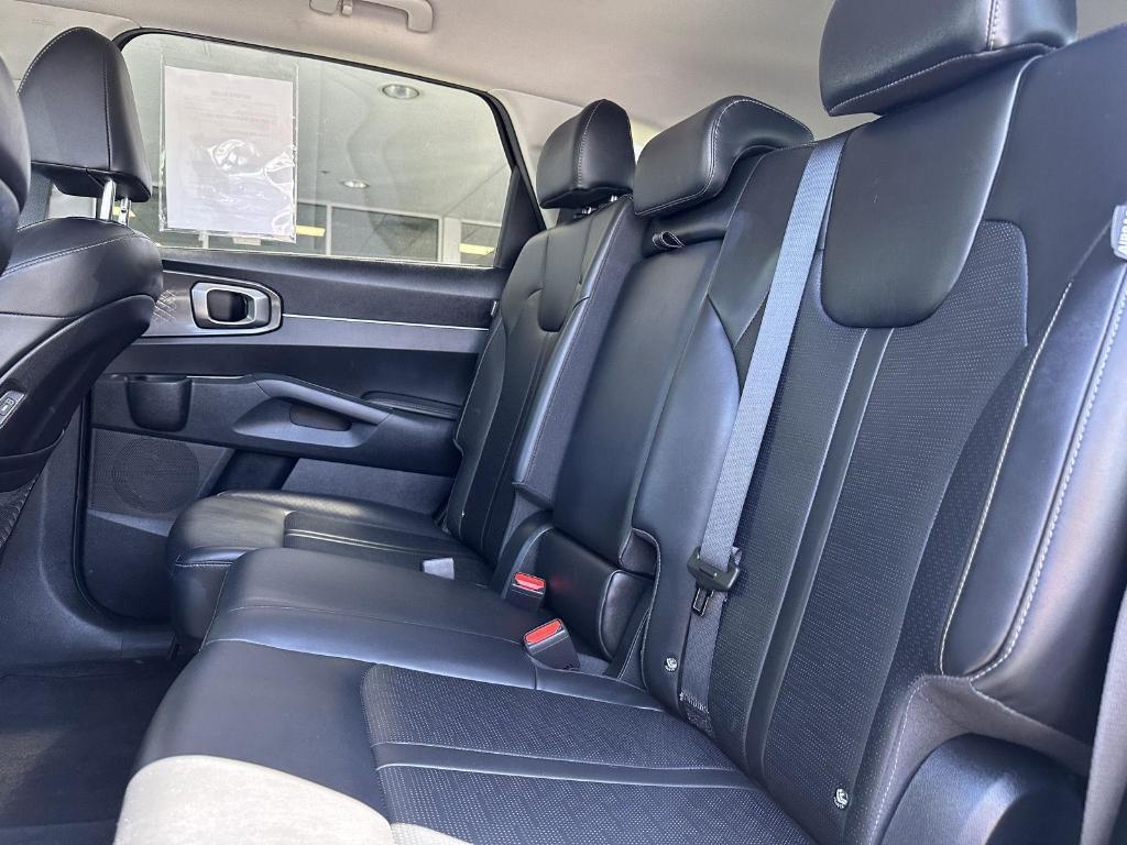 used 2024 Kia Sorento car, priced at $31,990