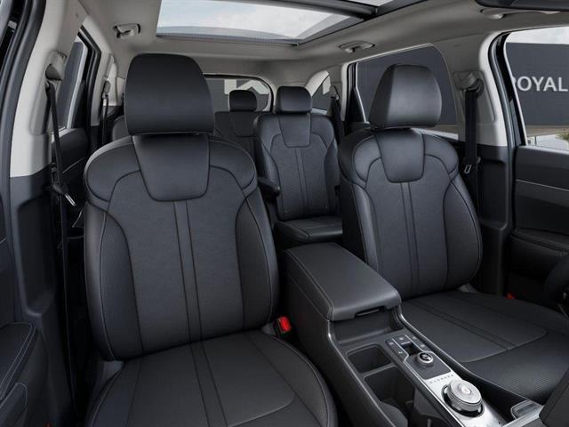 new 2025 Kia Sorento Hybrid car, priced at $37,049