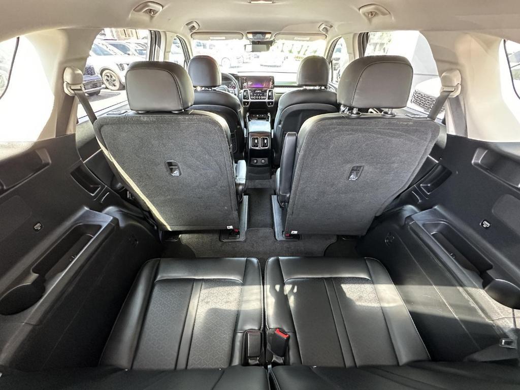 used 2023 Kia Sorento Hybrid car, priced at $31,990