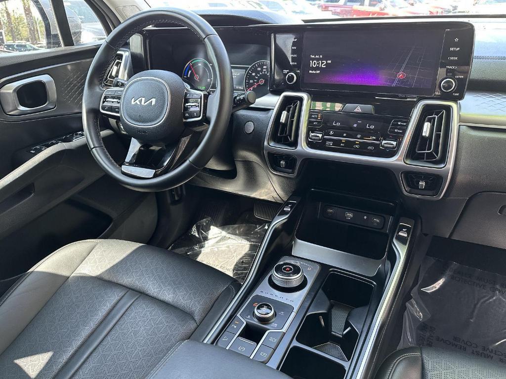 used 2023 Kia Sorento Hybrid car, priced at $31,990