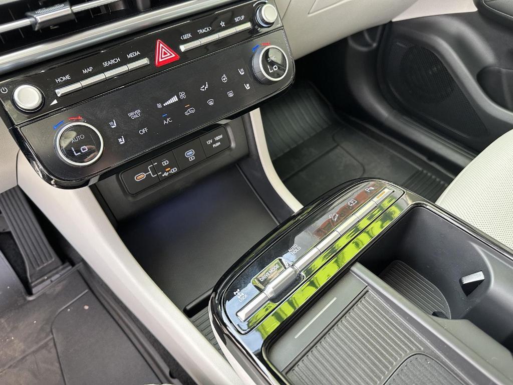 used 2025 Hyundai TUCSON Hybrid car, priced at $39,990