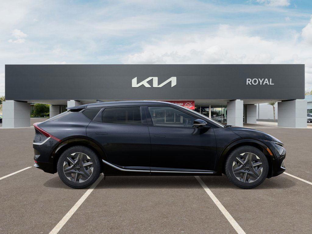 new 2025 Kia EV6 car, priced at $40,880