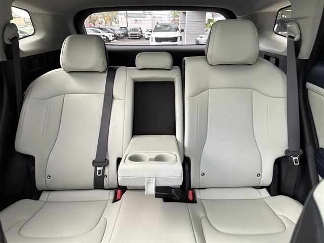 used 2025 Kia Sportage Hybrid car, priced at $30,550