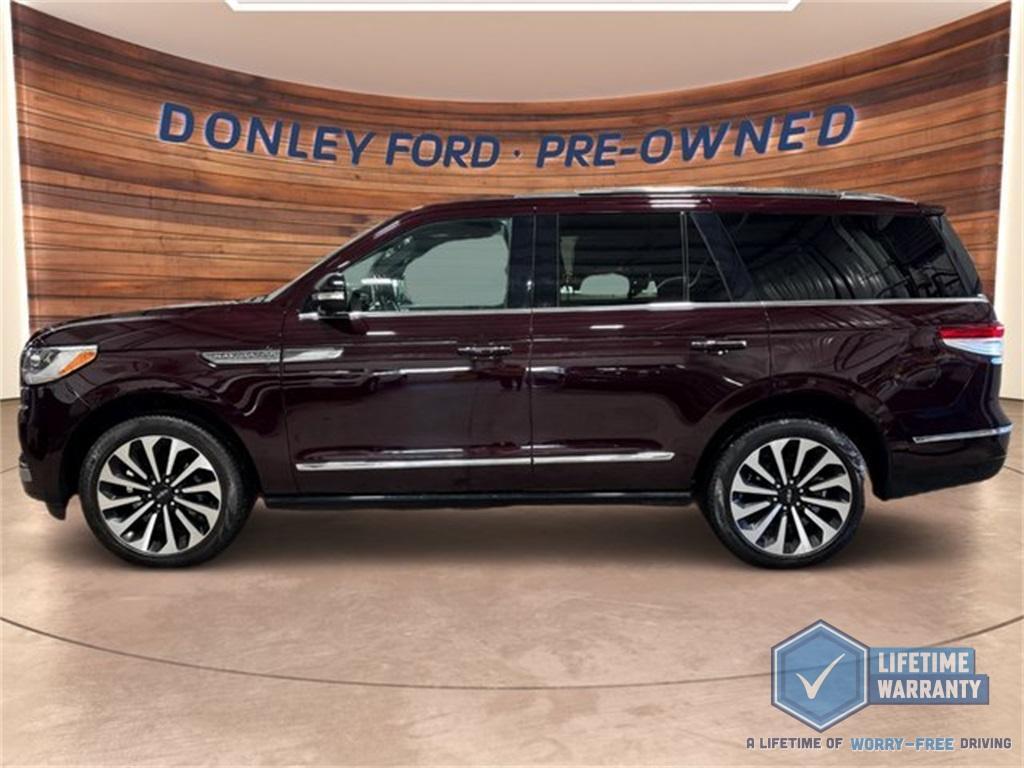 used 2023 Lincoln Navigator car, priced at $71,900