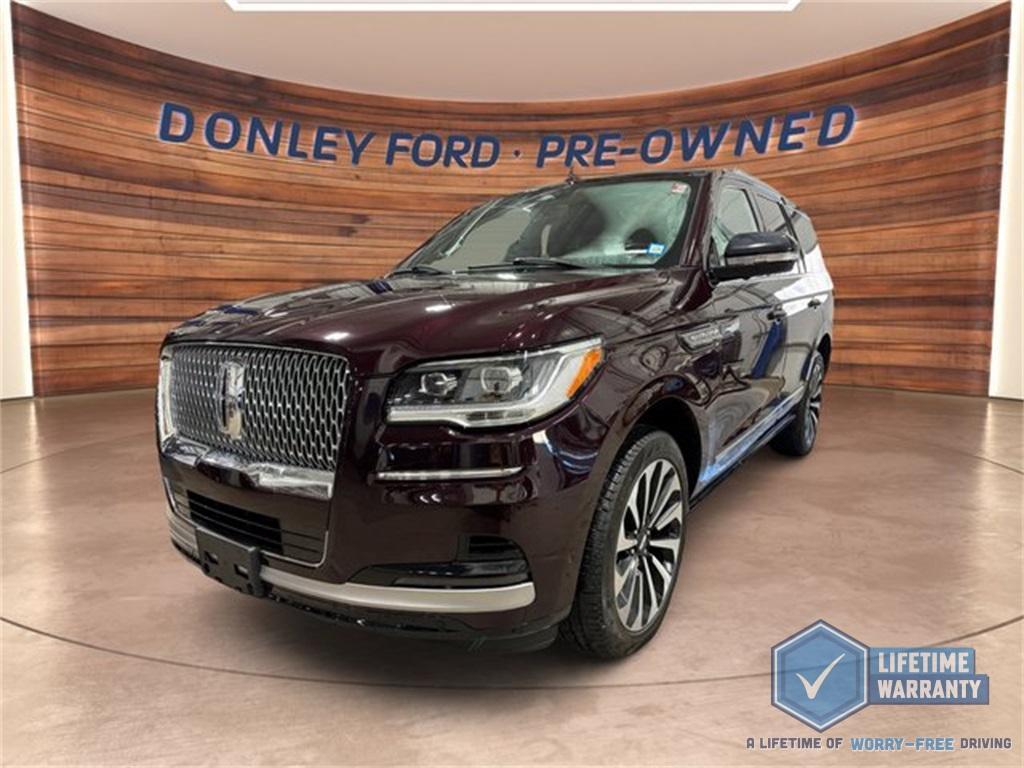 used 2023 Lincoln Navigator car, priced at $71,900