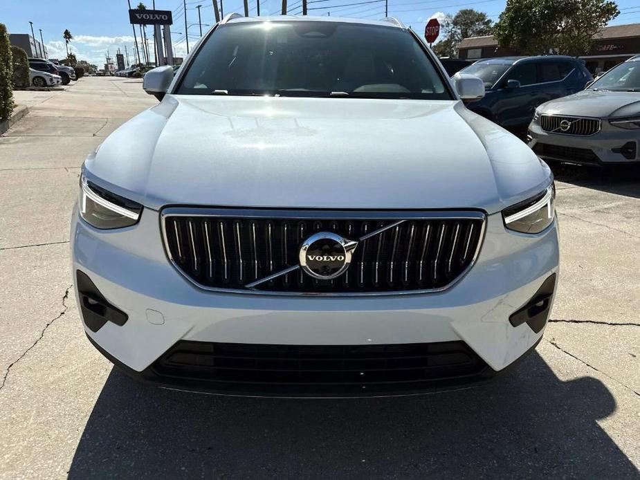 new 2025 Volvo XC40 car, priced at $51,000