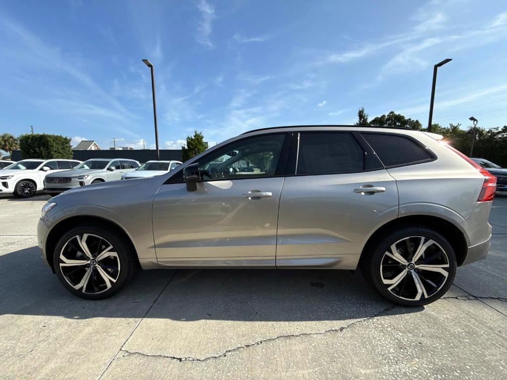 new 2025 Volvo XC60 car, priced at $61,260
