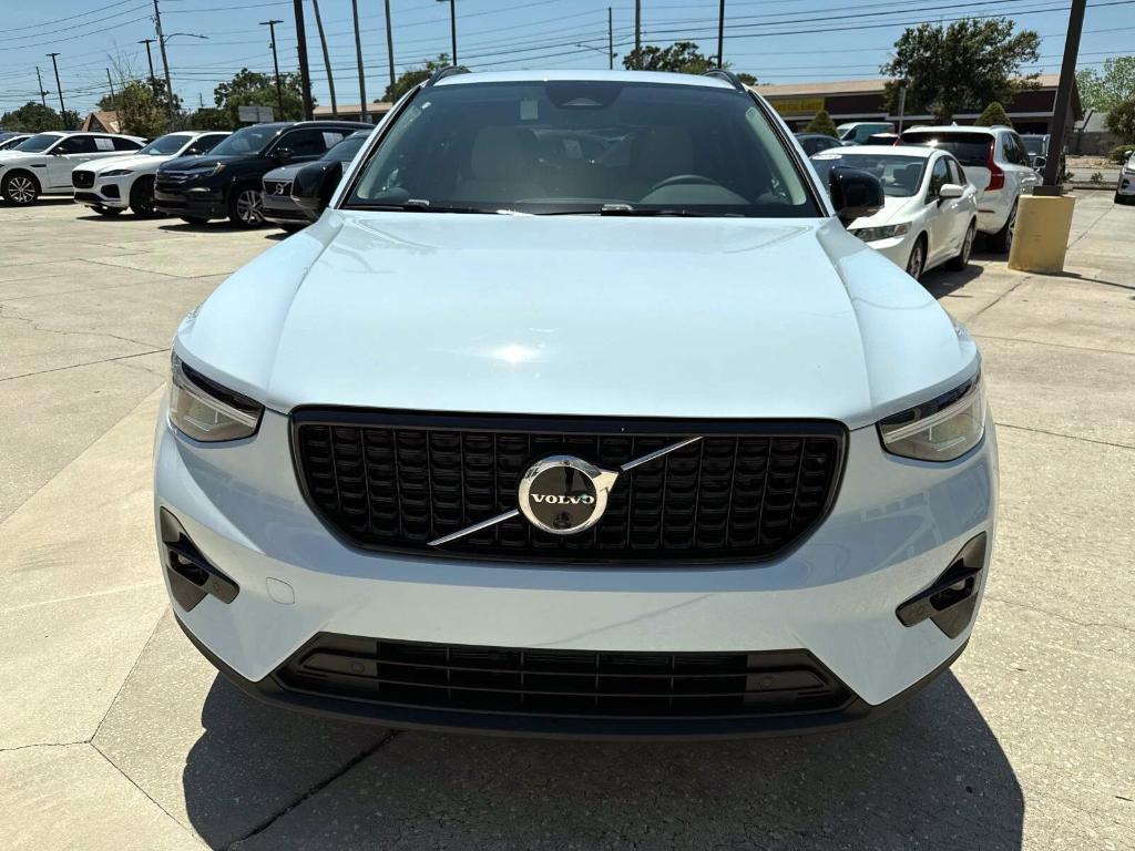 new 2025 Volvo XC40 car, priced at $47,435