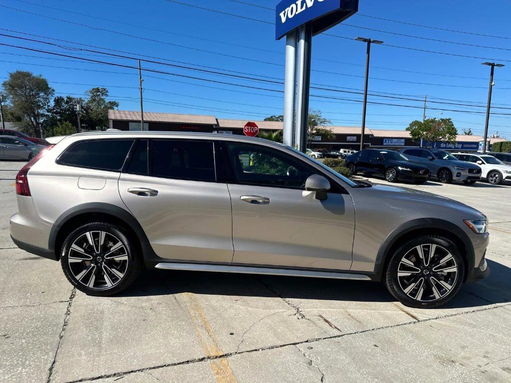 new 2025 Volvo V60 Cross Country car, priced at $57,775