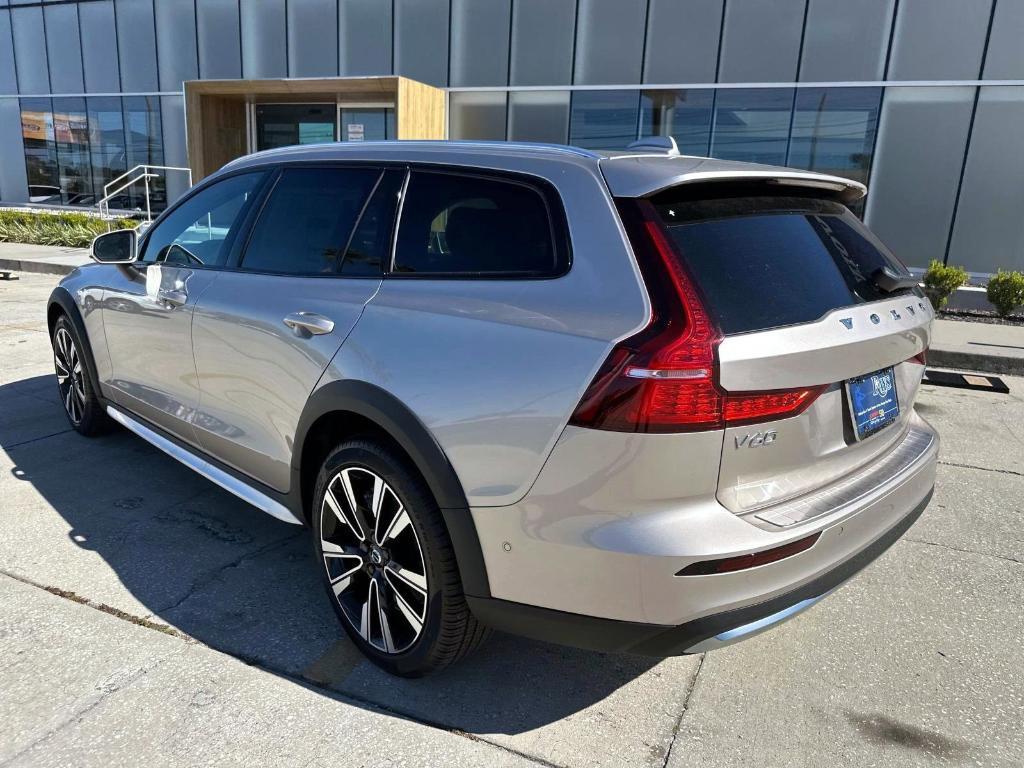 new 2025 Volvo V60 Cross Country car, priced at $57,775