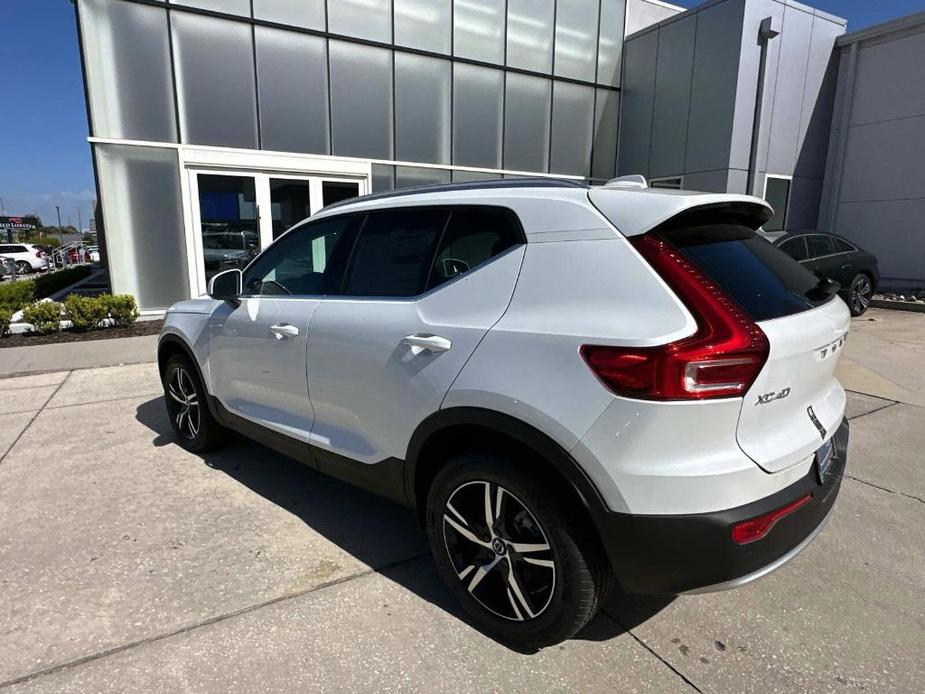 new 2025 Volvo XC40 car, priced at $45,215