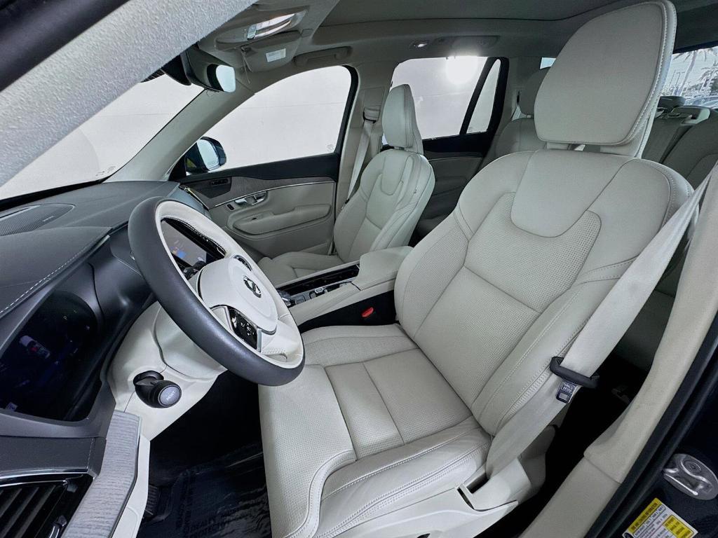 new 2025 Volvo XC90 car, priced at $68,217